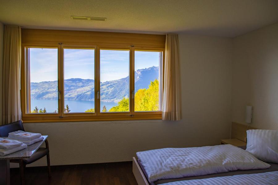 Auszeit-Hotel Z Aeschiried Aeschi Bei Spiez Habitación foto