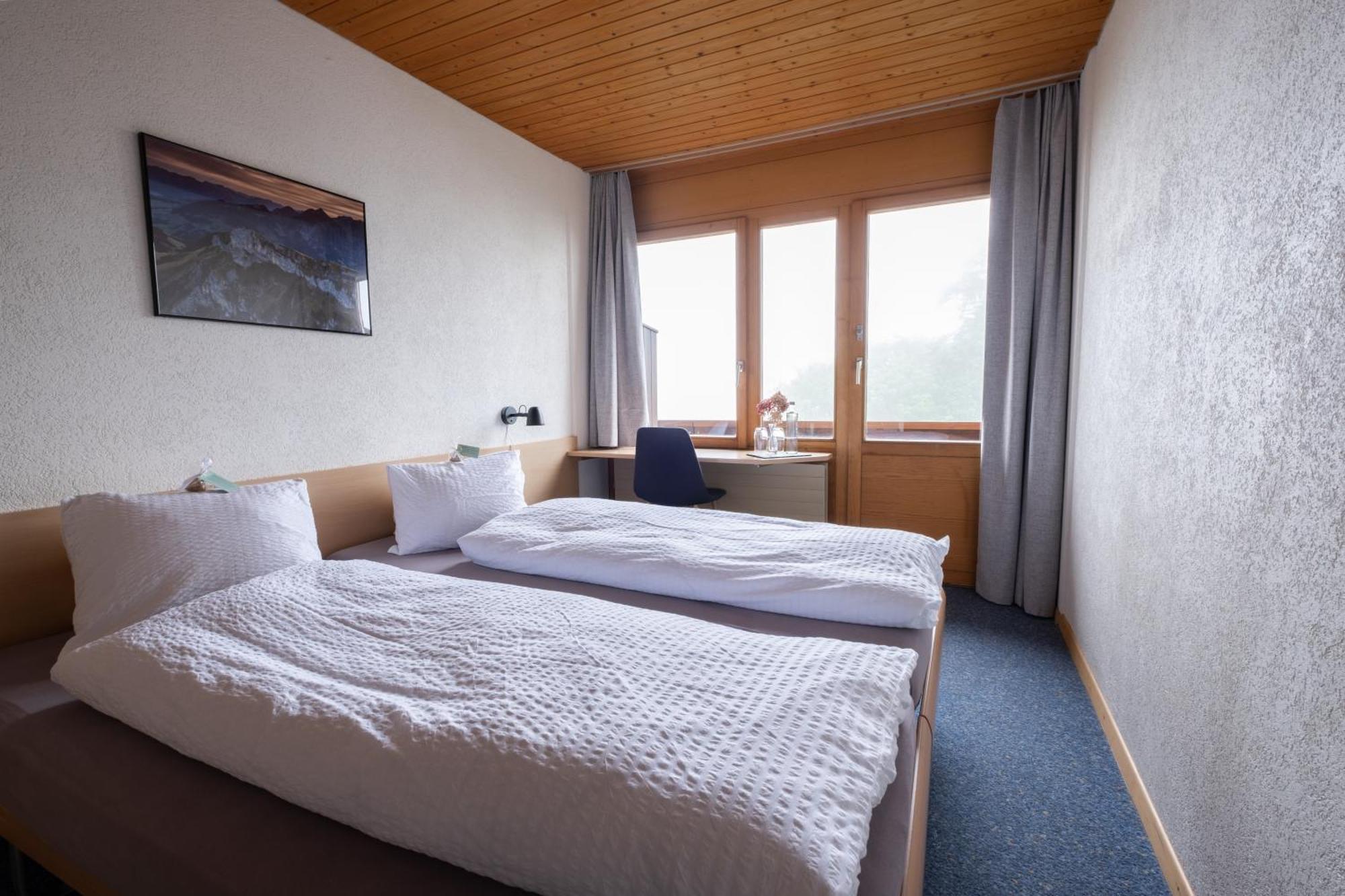 Auszeit-Hotel Z Aeschiried Aeschi Bei Spiez Habitación foto