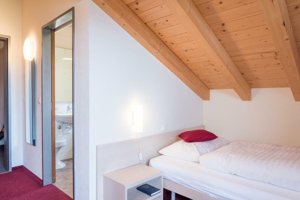 Auszeit-Hotel Z Aeschiried Aeschi Bei Spiez Habitación foto