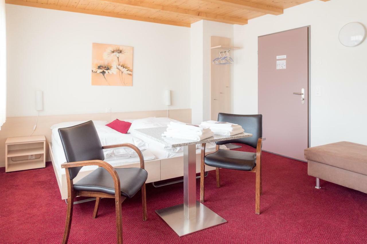 Auszeit-Hotel Z Aeschiried Aeschi Bei Spiez Habitación foto